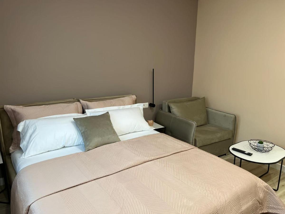 Smart Home , Lovely Apartment In Τίρανα Εξωτερικό φωτογραφία